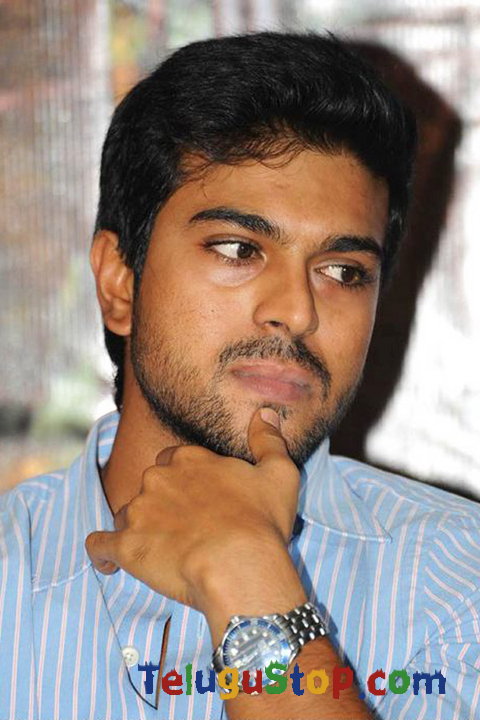 Ram-Charan-shocked-with-FB.jpg