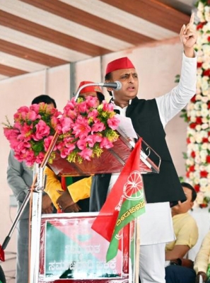 Akhilesh Finally Agrees To Support Congress In 2024 LS Polls Agrees