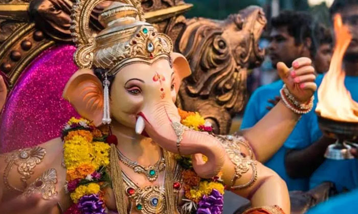  Ganesh Navratri Celebrations Are Full Of Grandeur, Ganesh Navratri Celebrations-TeluguStop.com