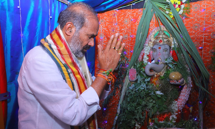  Government Whip Adi Srinivas Visited Rajanna Temple, Government Whip Adi Sriniva-TeluguStop.com