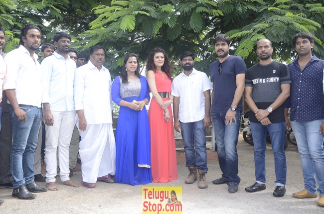 9a krishnalanka movie opening- Photos,Spicy Hot Pics,Images,High Resolution WallPapers Download