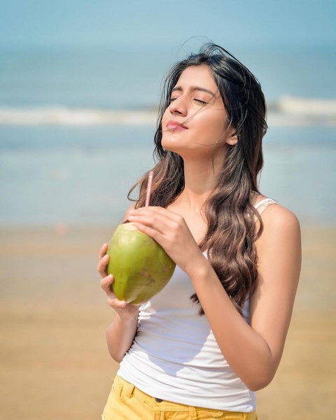 Aadhya anand with blossoming beauties on the shores of the beach-Aadhya, Aadhya Anand, Aadhyaanand, Aadhya Anand Hd, Aadhya Samarth, Adhya Anand Photos,Spicy Hot Pics,Images,High Resolution WallPapers Download