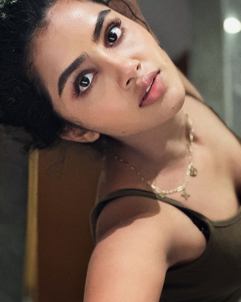 Anupama parameswaran is rocking with trendy looks-Anupama Photos,Spicy Hot Pics,Images,High Resolution WallPapers Download