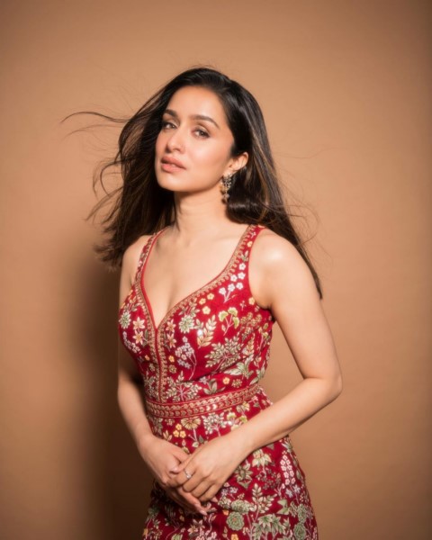 Bollywood gorgeous actress shraddha kapoor cut and beautiful images-Actressshraddha, Shraddha Kapoor, Shraddhakapoor Photos,Spicy Hot Pics,Images,High Resolution WallPapers Download