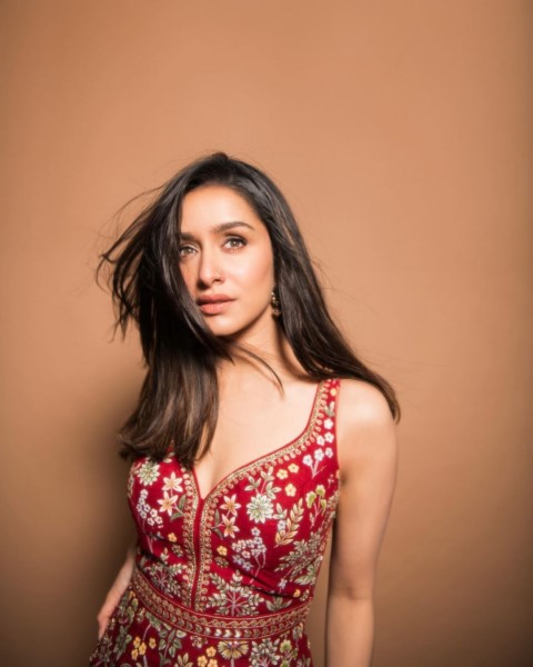 Bollywood gorgeous actress shraddha kapoor cut and beautiful images-Actressshraddha, Shraddha Kapoor, Shraddhakapoor Photos,Spicy Hot Pics,Images,High Resolution WallPapers Download