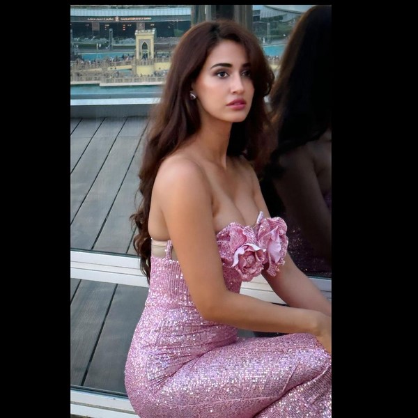 Disha patani is making netizens crazy by showing off her huge beauty-Dhisha Patani, Disha Patani, Disha Patani Bf, Dishapatani Photos,Spicy Hot Pics,Images,High Resolution WallPapers Download