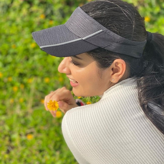 Stylish pics of ashika ranganath make heads turn on the social media-Actressashika, Ashikaranganath, Stylishpics, Teluguactress Photos,Spicy Hot Pics,Images,High Resolution WallPapers Download