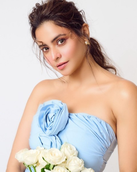 Aamna sharif who made the cry latest picks are a different level-Aamna Sharif, Aamnasharif, Aamna Shariff Photos,Spicy Hot Pics,Images,High Resolution WallPapers Download