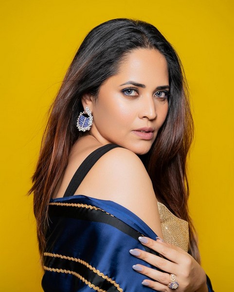 Actor anasuya bhardwaj rocking traditional wear beauty-Actressanasuya, Anasuya, Anchor Anasuya, Anchoranasuya Photos,Spicy Hot Pics,Images,High Resolution WallPapers Download