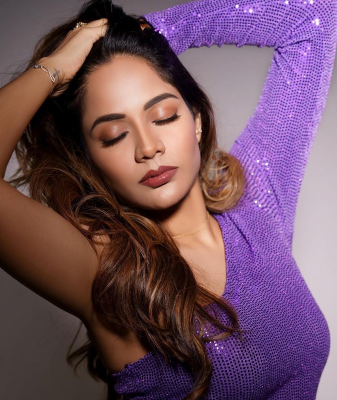 Actress aishwarya dutta fascinating images will make your heart beat faster-Aishwarya Dutta, Aishwaryadutta Photos,Spicy Hot Pics,Images,High Resolution WallPapers Download