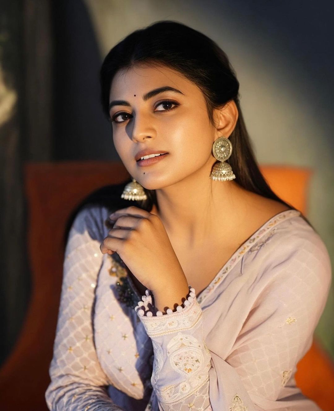 Actress anandhi beauty feast with hot looks-Actress Anandhi, Actressanandhi, Anandhi Photos,Spicy Hot Pics,Images,High Resolution WallPapers Download