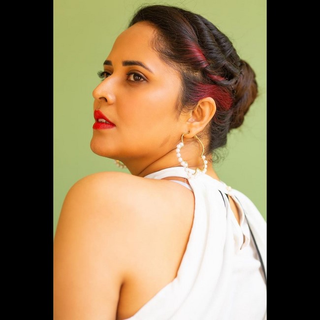 Actress anasuya bharadwaj glamorous images sweeping the internet-Actressanasuya, Anchoranasuya, Teluguactress, Teluguanchor Photos,Spicy Hot Pics,Images,High Resolution WallPapers Download