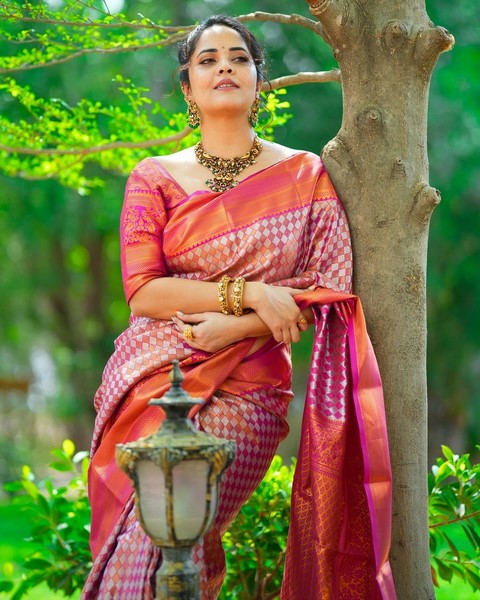 Actress anasuya bharadwaj saree images-Anasuya, Anchor Anasuya, Anchoranasuya Photos,Spicy Hot Pics,Images,High Resolution WallPapers Download