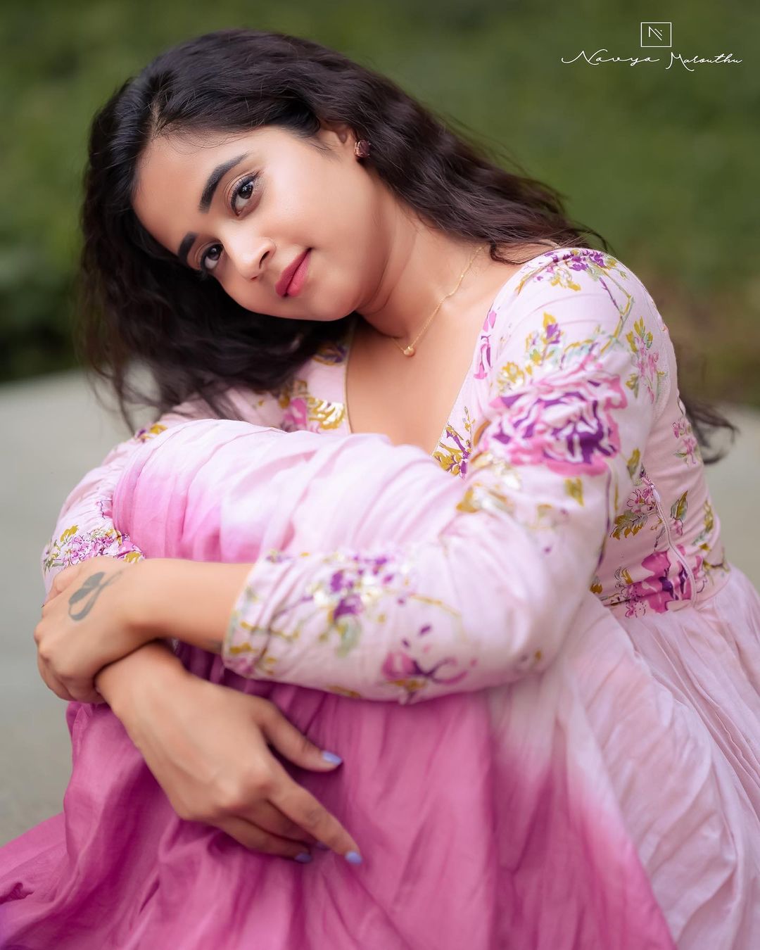 Actress deepthi sunaina beautiful cool pictures-Actressdeepthi, Deepthi Sunaina Photos,Spicy Hot Pics,Images,High Resolution WallPapers Download