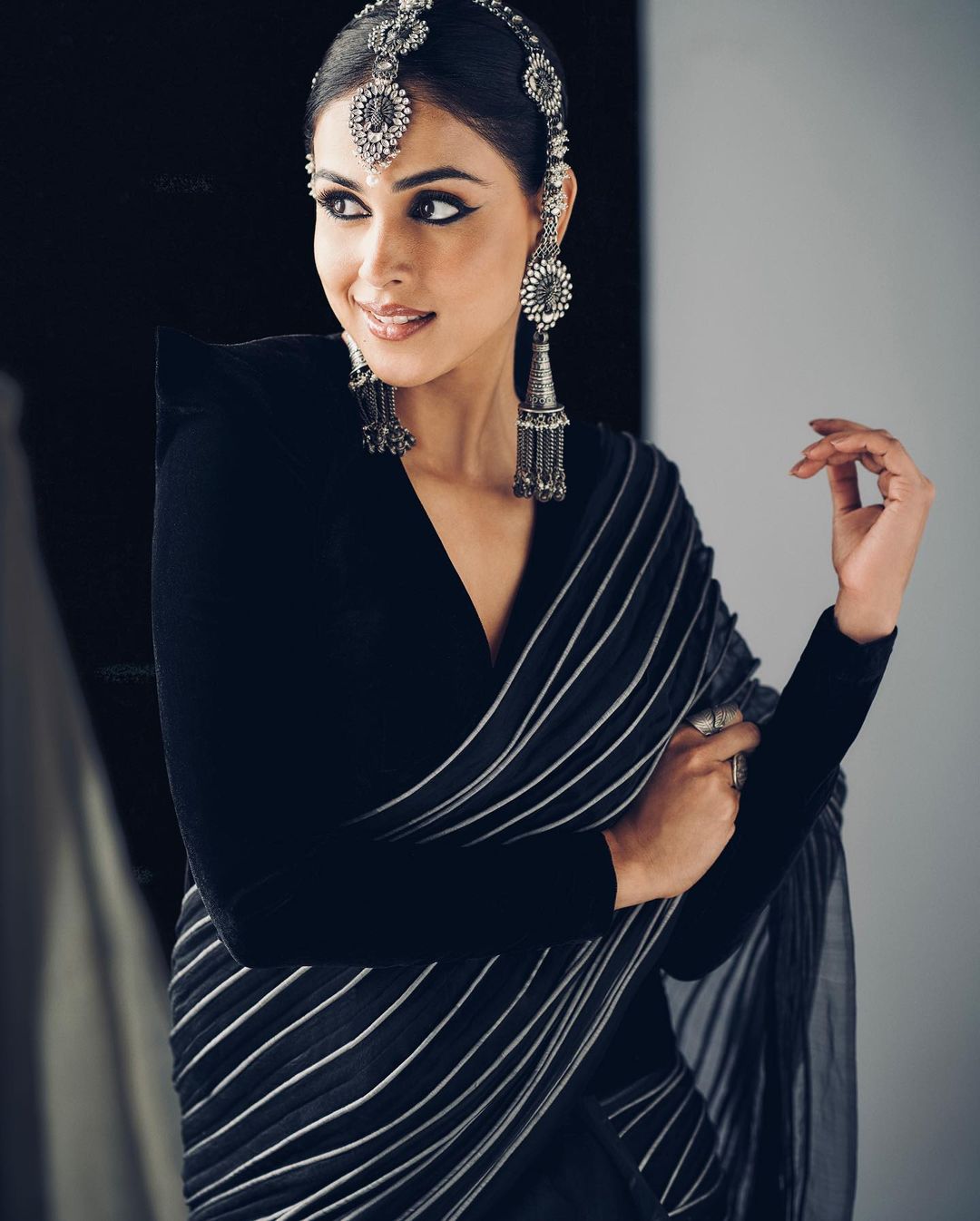 Actress genelia deshmukh looks pretty and cute in this poses-Geneliadeshmukh, Latestgenelia, Teluguactress, Telugu Genelia, Telugu Photos,Spicy Hot Pics,Images,High Resolution WallPapers Download