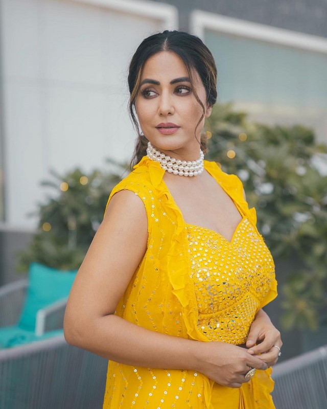 Actress hina khan looks pretty hot in this clicks-Hinakhan, Hina Khan, Hina Khan Hot Photos,Spicy Hot Pics,Images,High Resolution WallPapers Download
