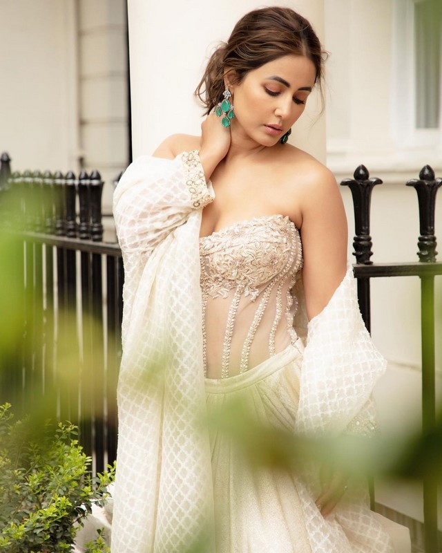 Actress hina khan new looks simply gorgeous in this pictures-Actresshina, Hina Khan, Hina Khanhot, Hina Khan Pics, Hina Khannew, Hina Photos,Spicy Hot Pics,Images,High Resolution WallPapers Download