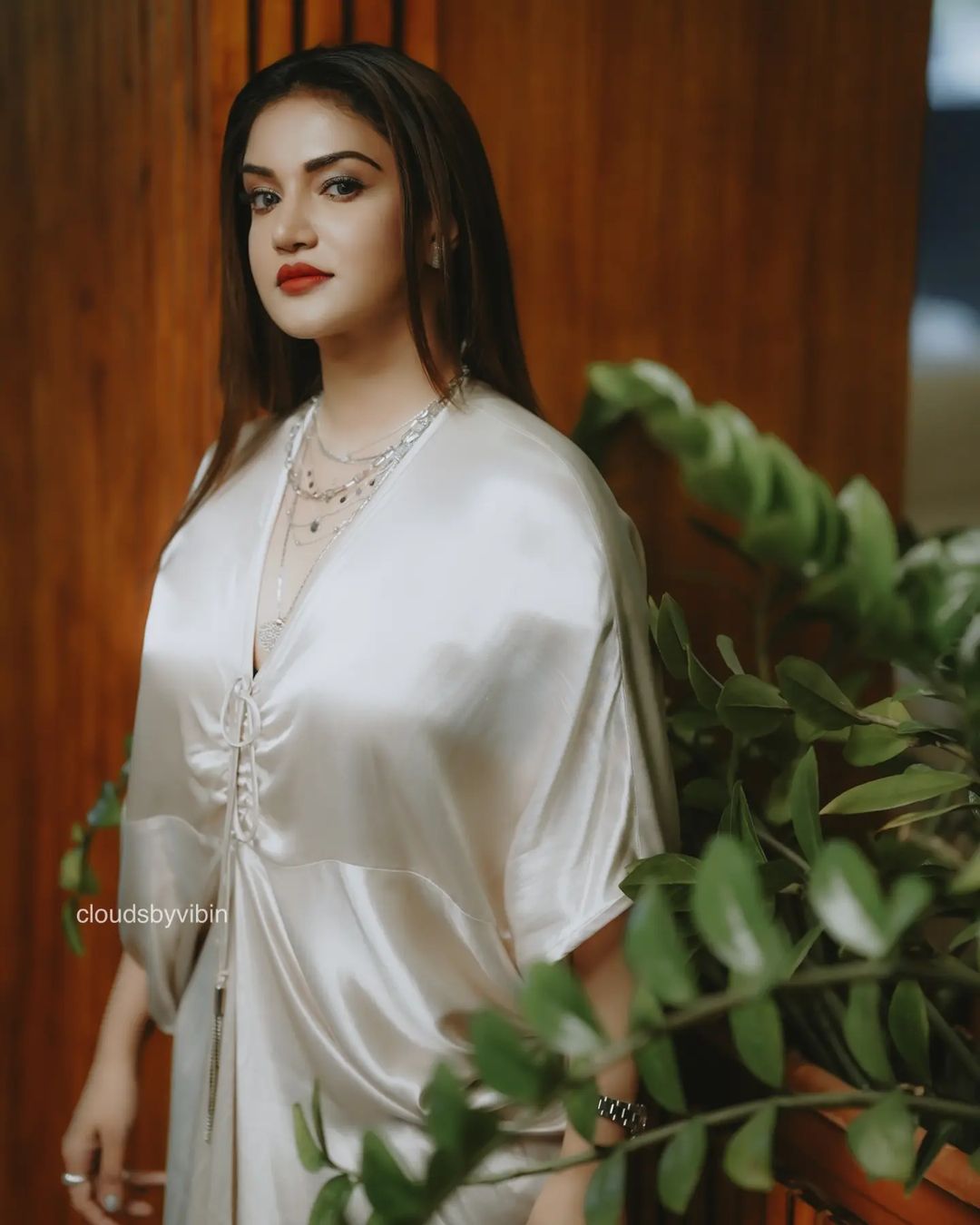Actress honey rose looks bold and awesome in this pictures-Actresshoney, Honey Rose Photos,Spicy Hot Pics,Images,High Resolution WallPapers Download