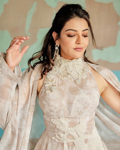 Actress kajal aggarwal is crazy with her intoxicating looks-Actresskajal, Kajal Agarwal, Kajal Aggarwal, Kajalaggarwal Photos,Spicy Hot Pics,Images,High Resolution WallPapers Download