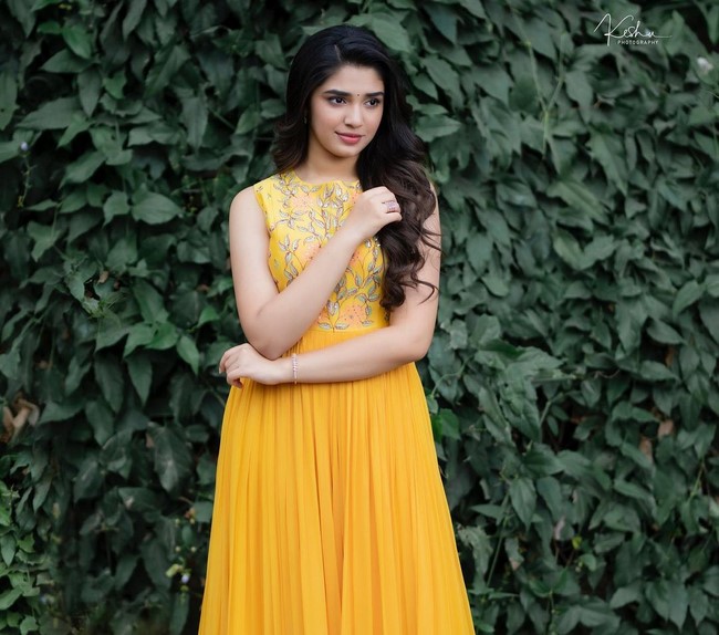 Actress krithi shetty glamorous images-Actresskrithi, Hdactress, Krithi Shetty, Krithishetty Photos,Spicy Hot Pics,Images,High Resolution WallPapers Download