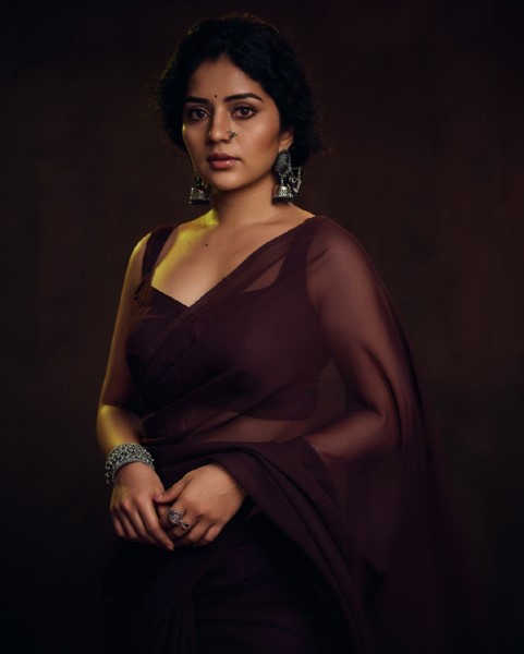Actress megha shetty in awesome saree photoshoot-Actress, Actressmegha, Jothejotheyali, Megha Shetty, Meghashetty Photos,Spicy Hot Pics,Images,High Resolution WallPapers Download