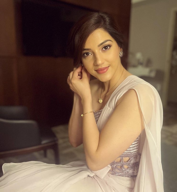 Actress mehreen pirzadaa turns up the heat with her glamorous images-Mehreenpirzadaa, Actressmehreen Photos,Spicy Hot Pics,Images,High Resolution WallPapers Download