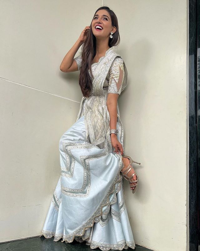 Actress mukti mohan melts our hearts with this candid clicks-Actressmukti, Mukti Mohan Photos,Spicy Hot Pics,Images,High Resolution WallPapers Download