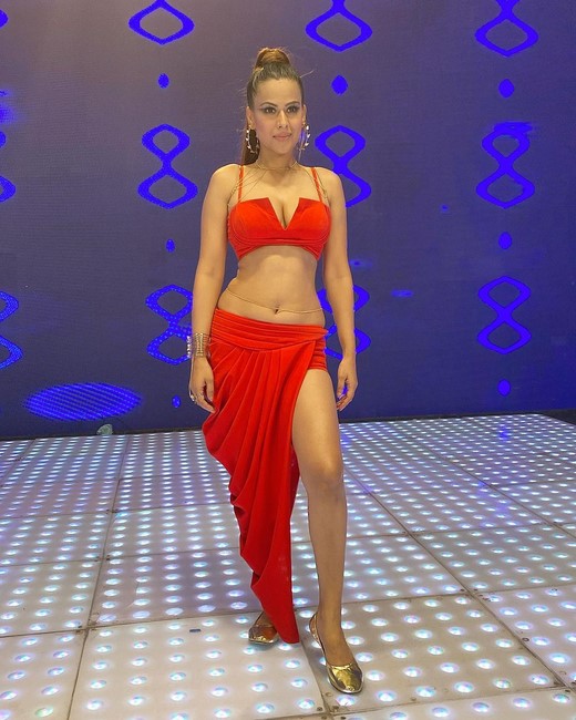 Actress nia sharma flaunts boss lady vibes in this pictures-Actressnia, Nia Sharma, Niasharma Photos,Spicy Hot Pics,Images,High Resolution WallPapers Download