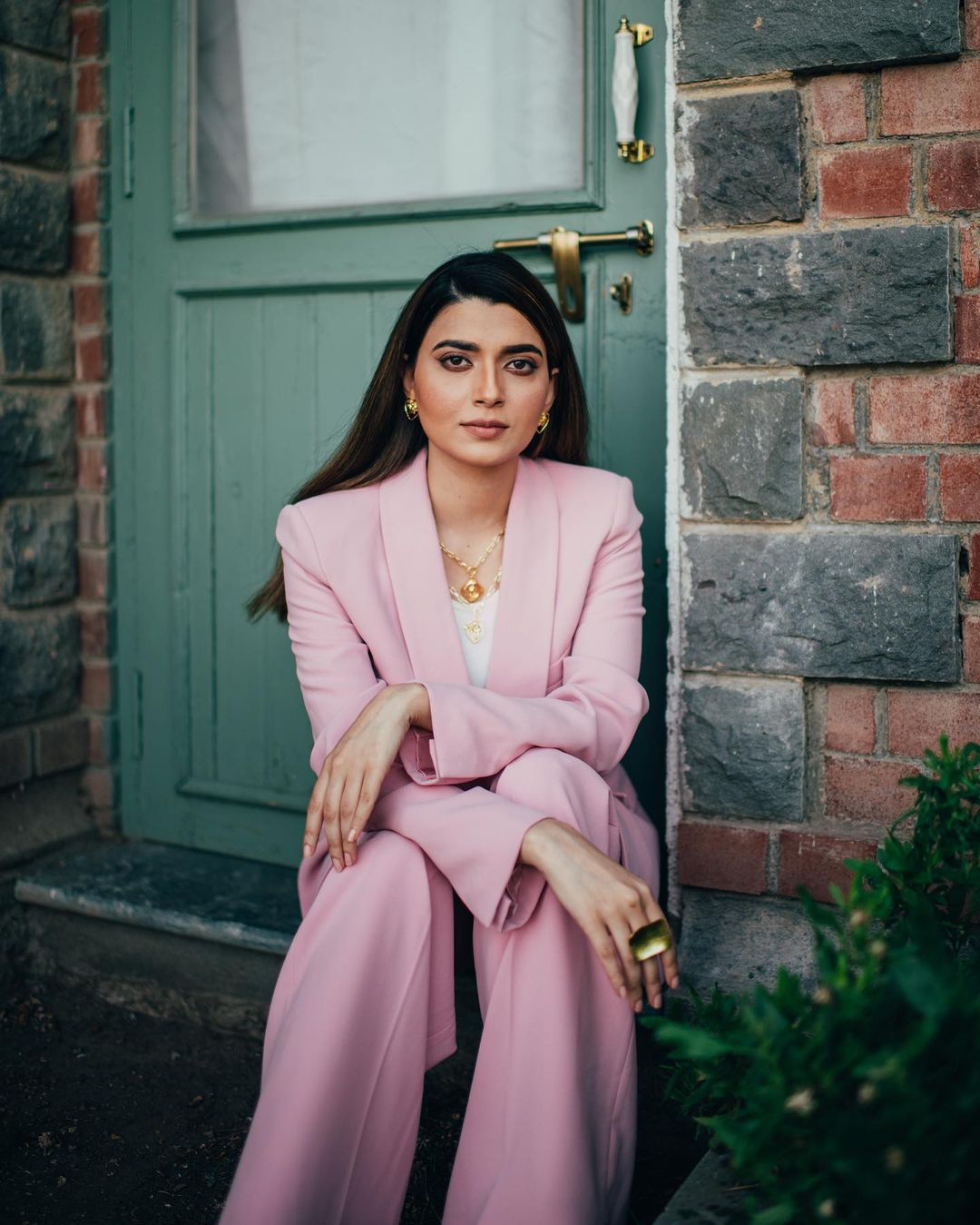 Actress nimrat khaira looks graceful and stylish in this clicks-Nimratkhaira, Nimrat Khaira Photos,Spicy Hot Pics,Images,High Resolution WallPapers Download