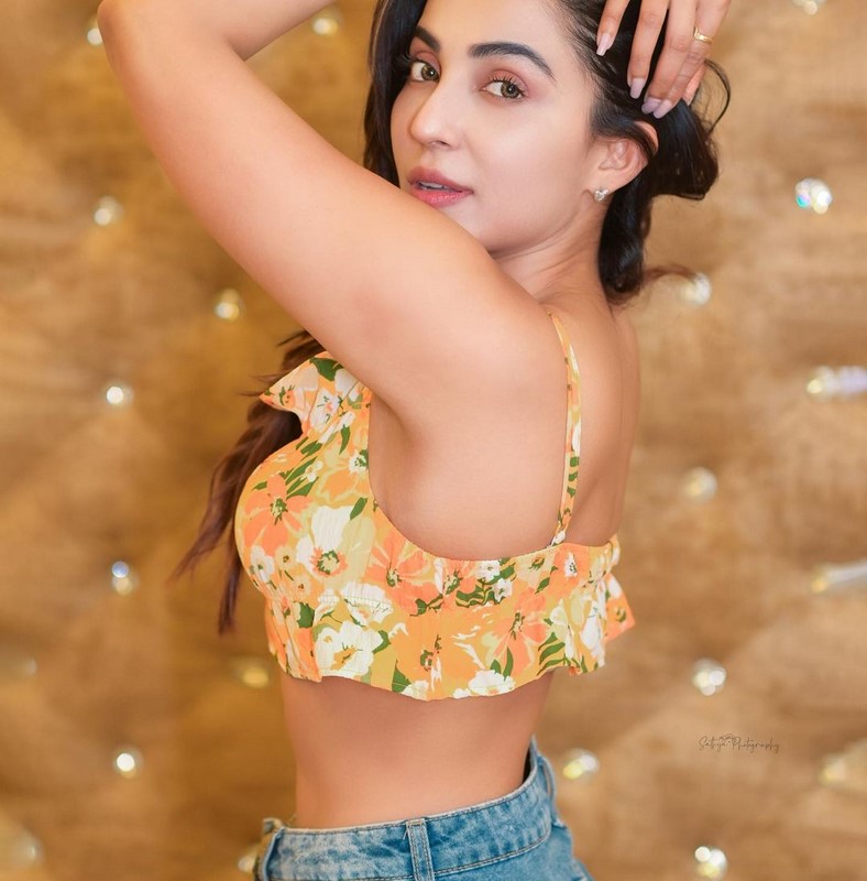 Actress parvati nair raises the hotness with these pictures-Actressparvati, Parvati Nair, Parvatinair Photos,Spicy Hot Pics,Images,High Resolution WallPapers Download