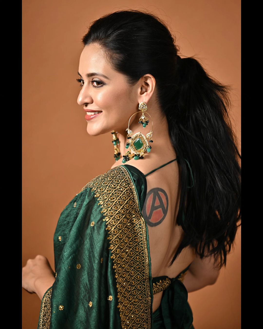 Actress priyanka sarkar slays with this gorgeous pictures-Priyanka Sarkar, Priyankasarkar Photos,Spicy Hot Pics,Images,High Resolution WallPapers Download