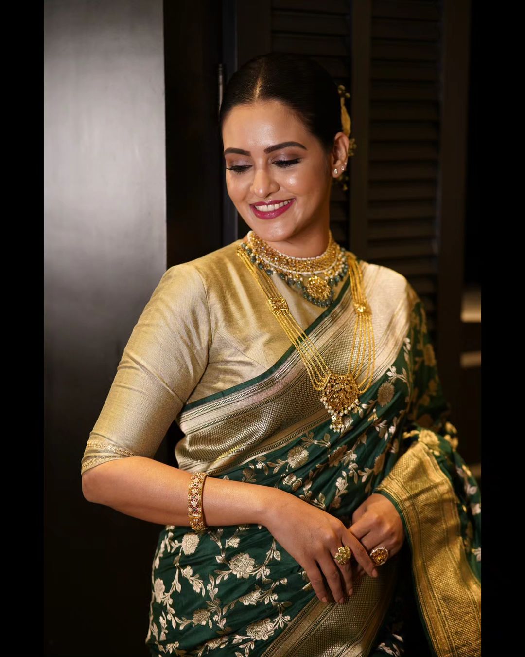 Actress priyanka sarkar traditional attire-Actresspriyanka, Priyanka Sarkar Photos,Spicy Hot Pics,Images,High Resolution WallPapers Download