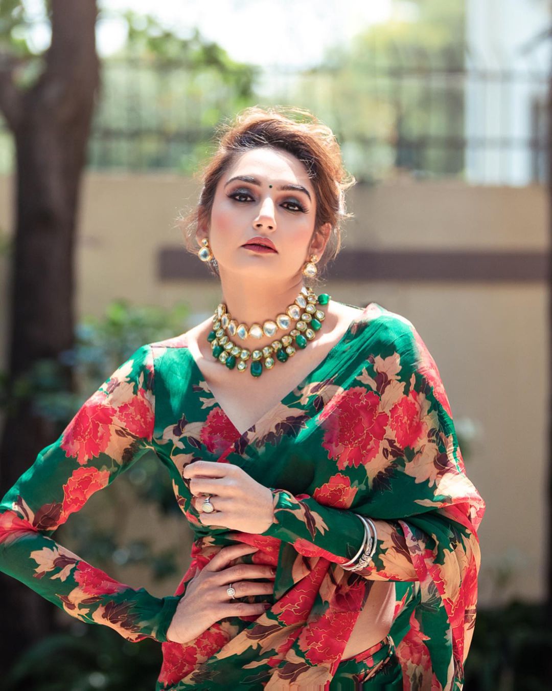 Actress ragini dwivedi is too hot in this saree look-Actressragini, Ragini Dwivedi, Raginidwivedi Photos,Spicy Hot Pics,Images,High Resolution WallPapers Download