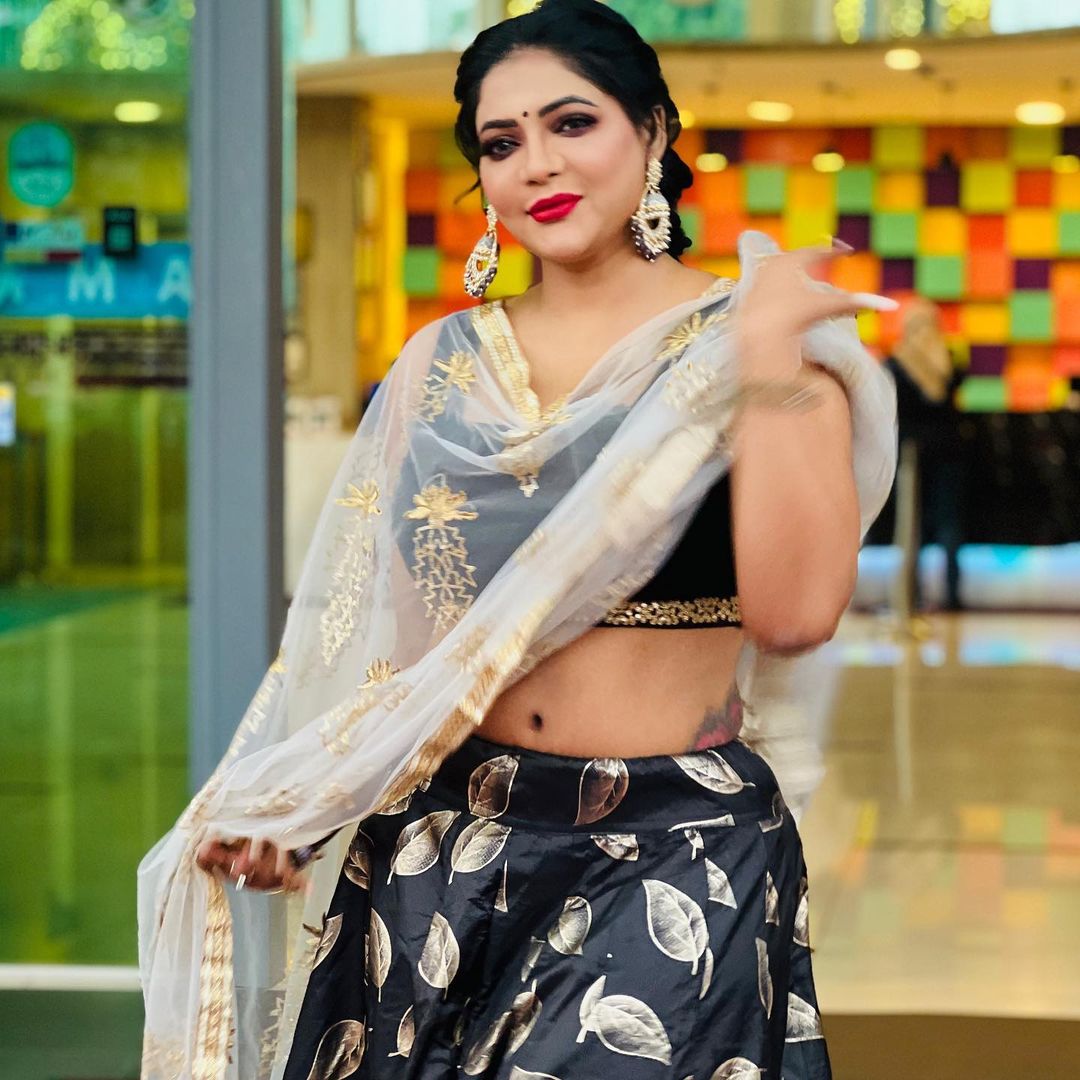 Actress reshma pasupuleti shines like a baby doll-Actressreshma Photos,Spicy Hot Pics,Images,High Resolution WallPapers Download