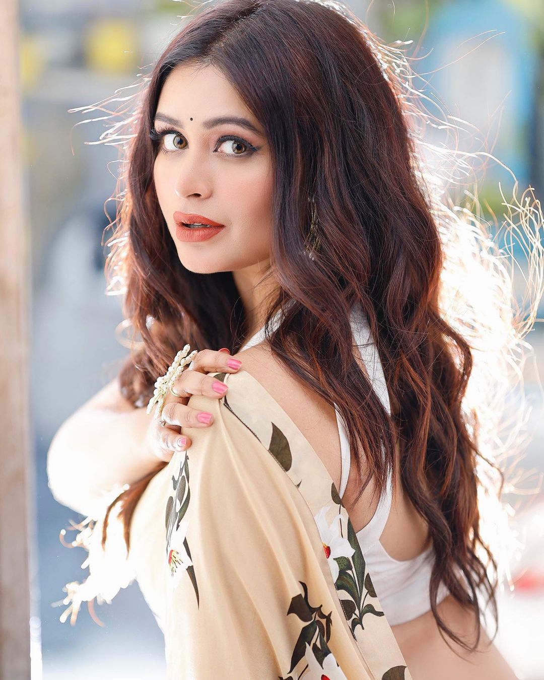 Actress ritabhari chakraborty increased her beauty- Photos,Spicy Hot Pics,Images,High Resolution WallPapers Download