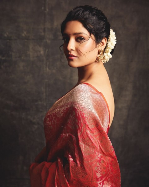 Actress ritika singh looks stunning in saree-Actressritika, Rithika Singh, Ritika Singh, Ritikasingh Photos,Spicy Hot Pics,Images,High Resolution WallPapers Download