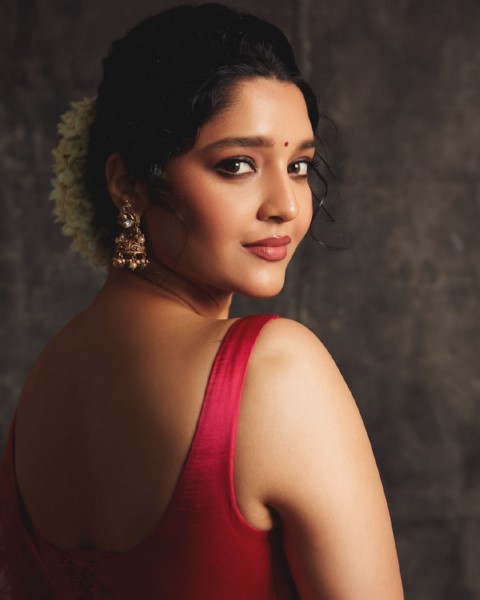 Actress ritika singh looks stunning in saree-Actressritika, Rithika Singh, Ritika Singh, Ritikasingh Photos,Spicy Hot Pics,Images,High Resolution WallPapers Download