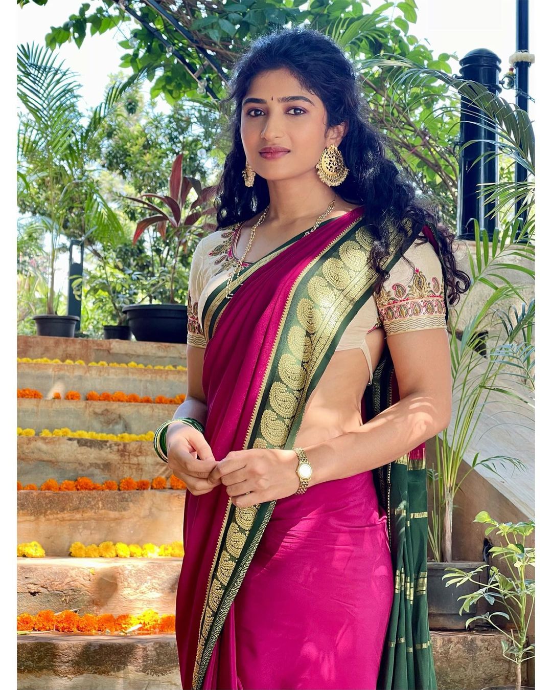 Actress roshini prakash most beautiful pictures-Actressroshini, Roshini Prakash Photos,Spicy Hot Pics,Images,High Resolution WallPapers Download