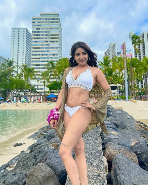 Actress sakshi agarwal who is showing off her beauty in bikini-Actresssakshi, Sakshi Agarwal, Sakshiagarwal, Shakshi Agarwal Photos,Spicy Hot Pics,Images,High Resolution WallPapers Download