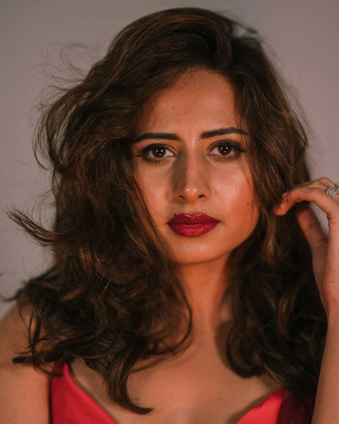 Actress sargun mehta captivating images-Actresssargun, Sargun Mehta, Sargunmehta, Teluguactress Photos,Spicy Hot Pics,Images,High Resolution WallPapers Download