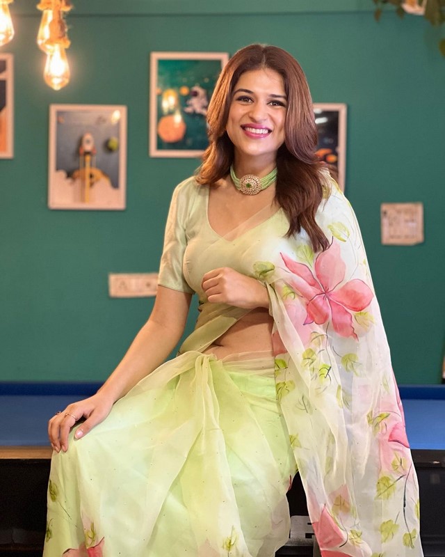 Actress shama sikander looks hot as she goes sizzling once again-Actressshama, Actressshraddha, Shama Sikander, Shraddha Das, Shraddhadas Photos,Spicy Hot Pics,Images,High Resolution WallPapers Download