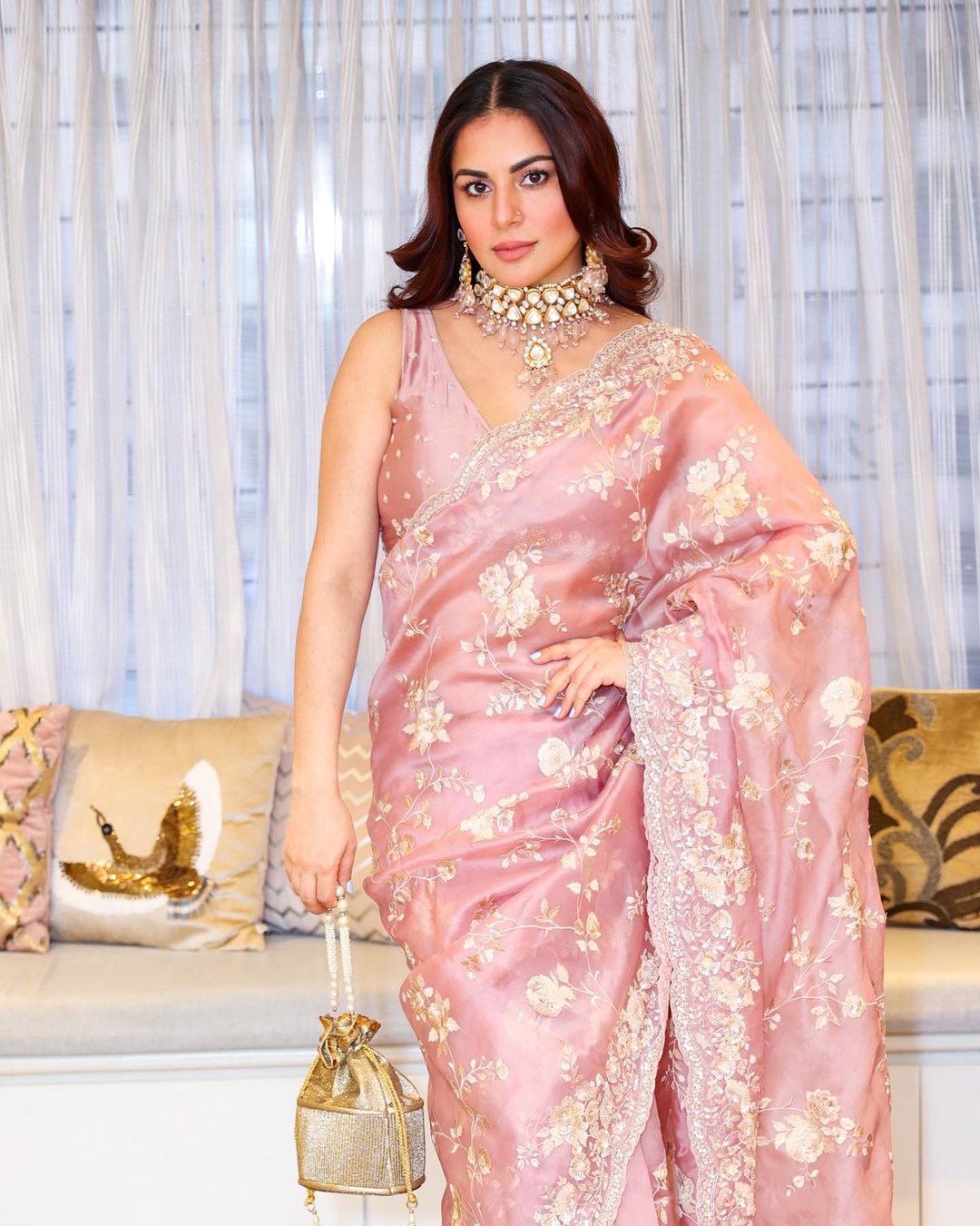 Actress shraddha arya melts our hearts with her fashion looks-Actressshraddha, Shraddha Arya, Shraddhaarya Photos,Spicy Hot Pics,Images,High Resolution WallPapers Download