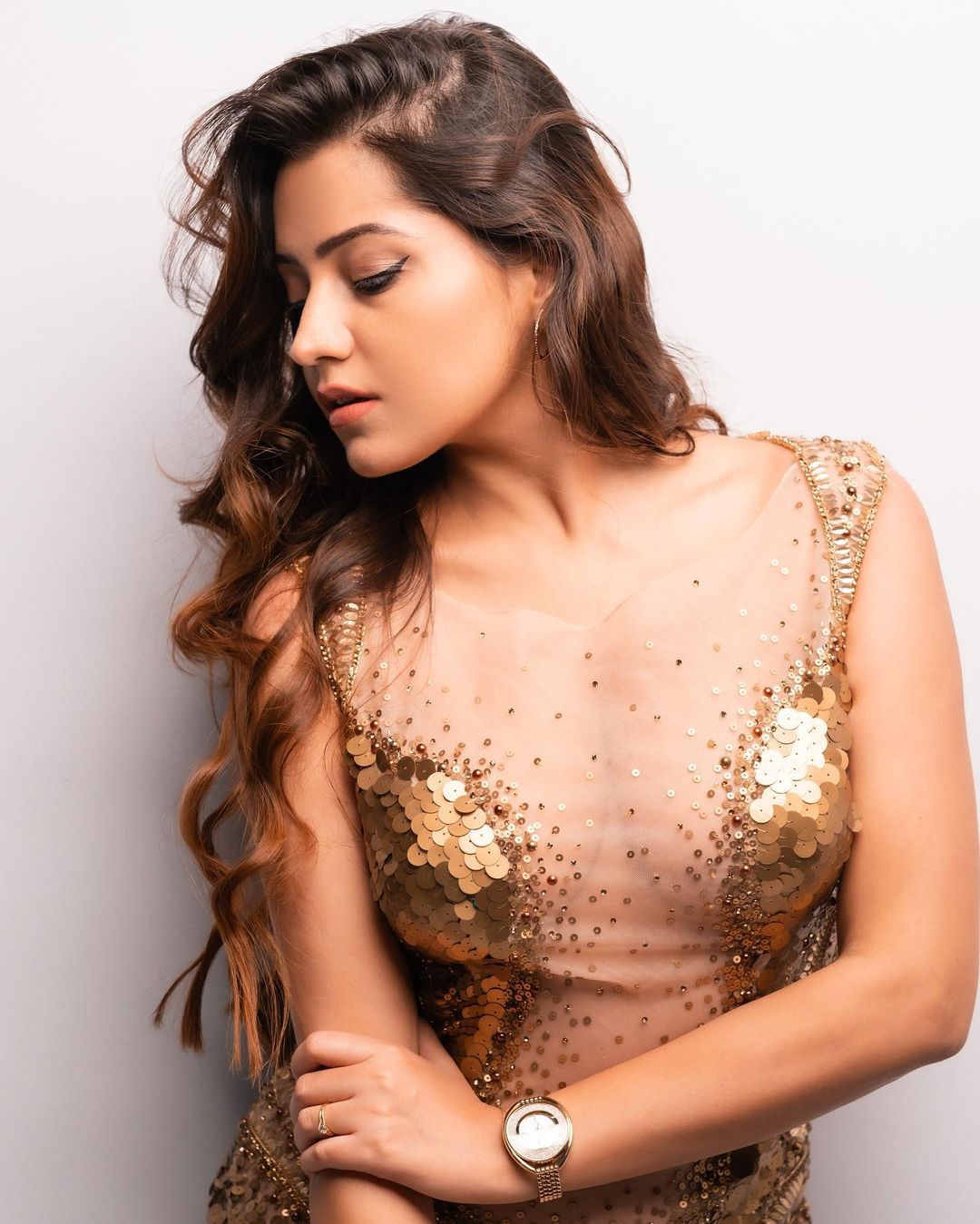 Actress Simran will surely melts our hearts with this spicy images