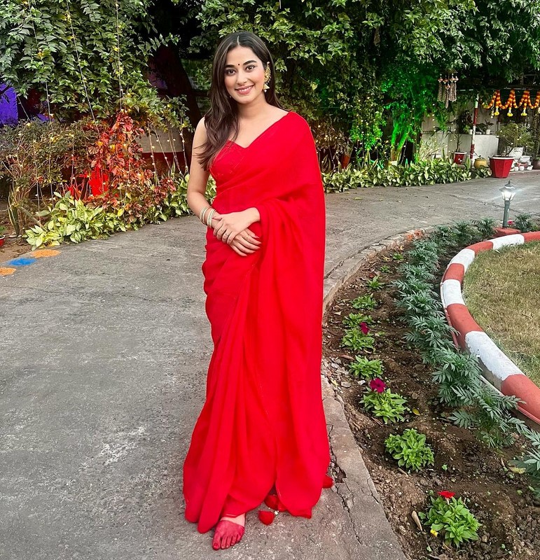 Actress steffi patel sizzling looks in printed saree-Steffipatel, Steffi Patel Photos,Spicy Hot Pics,Images,High Resolution WallPapers Download
