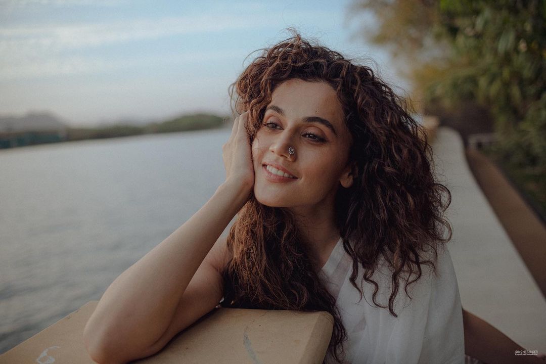 Actress tapsee pannu spells magic with her bold looks-Taapsee Latest, Taapseepannu, Taapsee Pannu Photos,Spicy Hot Pics,Images,High Resolution WallPapers Download