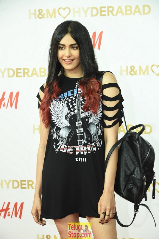 Adah sharma new stills 9- Photos,Spicy Hot Pics,Images,High Resolution WallPapers Download