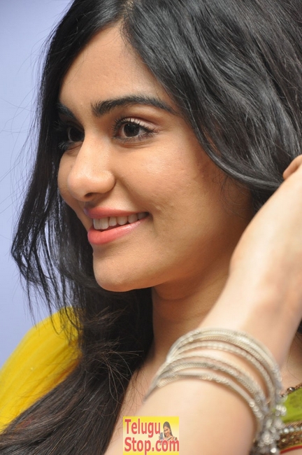 Adah sharma stills 3- Photos,Spicy Hot Pics,Images,High Resolution WallPapers Download