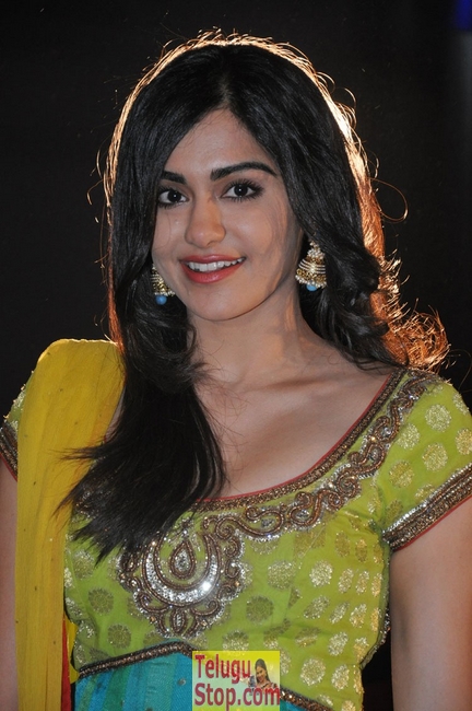 Adah sharma stills 3- Photos,Spicy Hot Pics,Images,High Resolution WallPapers Download