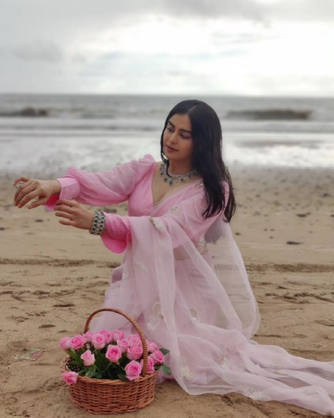 Adah sharmas beautiful photos are viral on social media-Actressadah, Adah Sharma, Adahsharma, Adah Sharma Age, Adah Sharma Hd Photos,Spicy Hot Pics,Images,High Resolution WallPapers Download