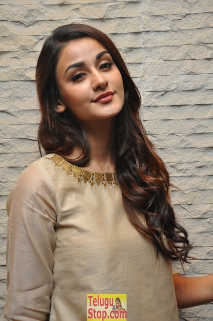 Aditi arya new stills 2- Photos,Spicy Hot Pics,Images,High Resolution WallPapers Download